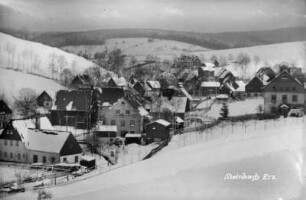 Mitteldorf mit Tischlerei Haase : vorn li. die Haase-Tischlerei mit Anbau, re. das Engel-Gut