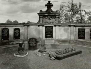 Wandgrabmal der Familie C. L. Werner