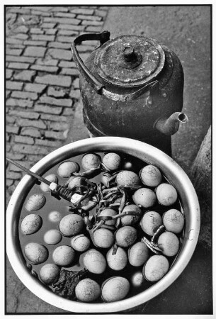 China. Teeblatt Eier