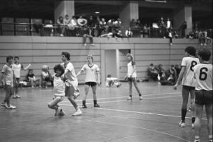 Hallenhandballturnier der Karlsruher Realschulen in der Eichelgartenhalle in Rüppurr