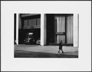 Einfahrt mit Autos, New York