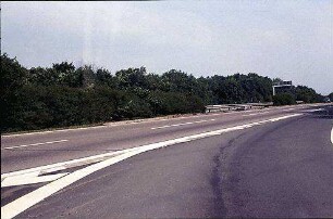 Einfahrt West zu Hauptfahrbahn West (Karlsruhe Richtung Basel)