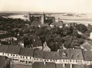Burg (Schloß) Strehla an der Elbe vom Kirchturm aus gesehen