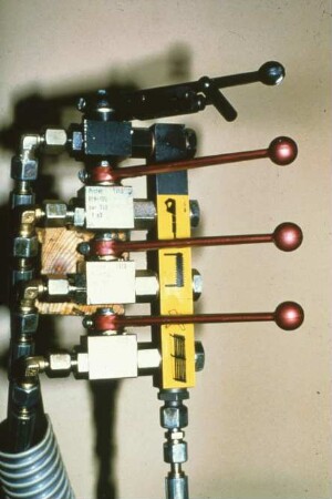 Fotografie: Futtererntetechnik, Ladewagen, Hydraulik, Bedienelement