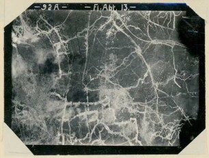 Foto der Stellungen südwestlich von Lens (Luftbild)