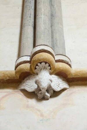 Dienstbündelkonsole mit Adler als Evangelistensymbol