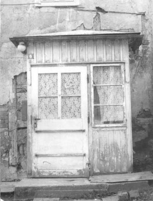 Adorf. Wohnhaus, Am Graben 6. Eingang
