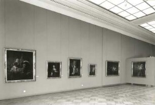 Dresden. Ausstellung "Ausgewählte Werke Alter und Neuer Meister" 1988 im Albertinum. Raumaufnahme "Holländische Meister"