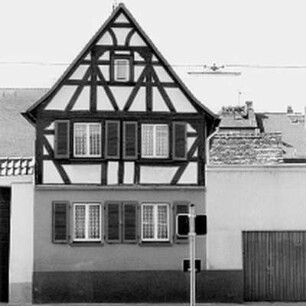 Flörsheim, Hauptstraße 33