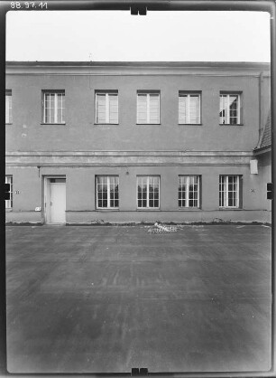 Dresden : Weintraubenstraße, Nr. 3, EOS "Romand Roland"