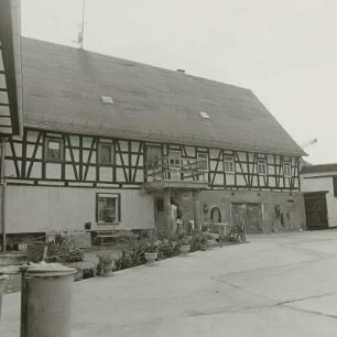 Glauchau-Gesau, Wohnstallhaus eines Vierseithofes, Hofansicht