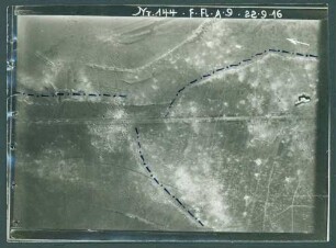 Foto der eigenen rückwärtigen Stellung nördlich von Feuillaucourt (Luftbild)