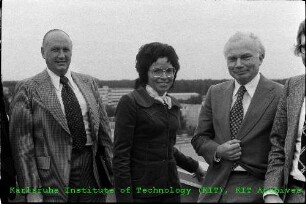 Besuch von Mitgliedern der United States Atomic Energy Commission (AEC) am Kernforschungszentrum Karlsruhe (KfK)
