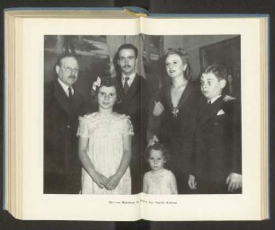 Otto von Habsburg im Kreise der Familie Kalman