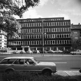Verwaltungsneubau der Versicherungsgesellschaft "Helvetia" in der Kriegsstraße 75 Ecke Hirschstraße