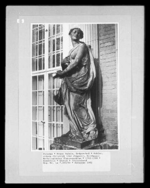 Mythologischer Figurenzyklus — Statue