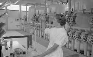 Abwasser-Aufbereitung bei der Firma Siemens, Wernerwerk für Meßtechnik.