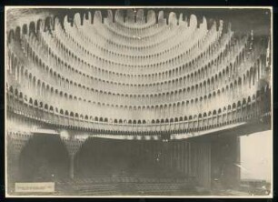 Großes Schauspielhaus (auch: Theater des Volkes, Friedrichstadtpalast), Berlin: Kuppel im Zuschauerraum