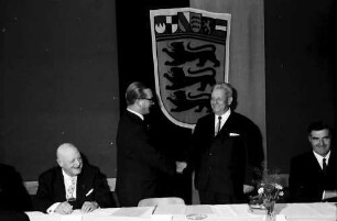 Freiburg: Regierungspräsidium; Amtseinsetzung von Regierungsvizepräsident Dr. Waldemar Bittighofer; Ministerialdirektor Dr. Geiger, Regierungspräsident Dichtel