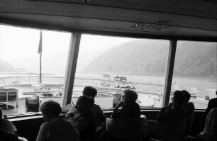 Rheinfahrt: Aussichtssalon