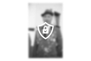 [Name maskiert] Glinde: Schützenkönig: Verabschiedung: [Name maskiert] in Uniform mit Amtskette