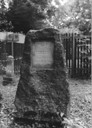 Grabstein 69 [Hahn S. 175 Grab-Nr. 855]