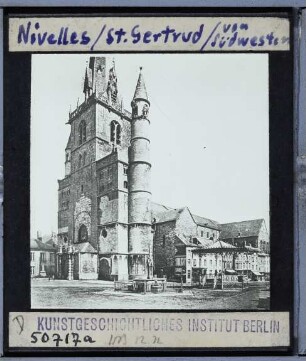 Nivelles, St. Gertrud : Südwest-Ansicht