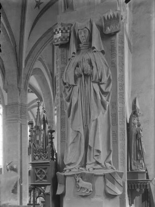 Grabmal für Anna Vorcht von Rineck (?), geborene Trochseß (gestorben am Dienstag nach dem Matthiastag 1505)