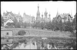 Karlsbad. Westend mit Russischer Kirche (1897) : Karlsbad. Westend mit Russisch-Orthodoxer Kirche Sankt Peter und Paul (1893-1897; Gustav Wiedermann)