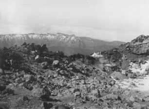 Vulkanlandschaft : Am Gipfel des Pico del Teide mit Blick auf die umliegende Landschaft
