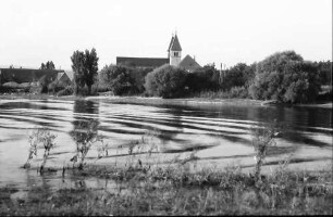 Unterzell: Über den See