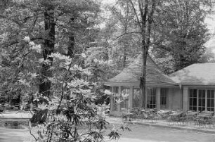 Ansicht des Cafés im Clara-Zetkin-Park