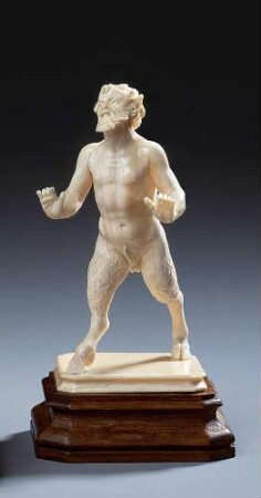 Stehender Satyr