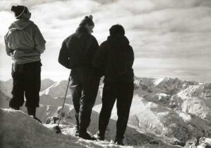 Tatry Wysokie (Hohe Tatra/Polen). Deutsche Bergsteiger auf dem Gipfel des Giwont