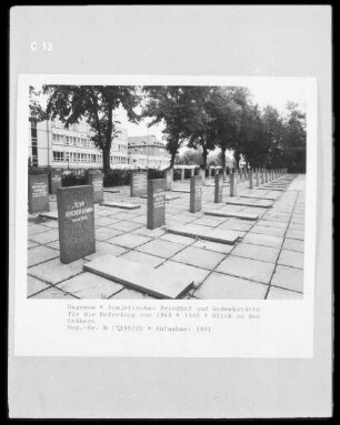 Sowjetischer Friedhof & Gedenkstätte für die Befreiung von 1945