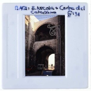 Bari, S. Nicola,Bari, Corte del Capatano