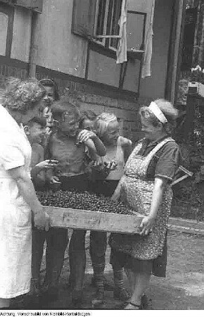 Gorisch-Papstdorf, Pionierferienlager im Juli