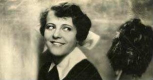 Nanette macht alles