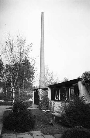 Mangelhafte Feuerung im städtischen Fernheizwerk in der Waldstadt und daraus resultierende Rußbelästigung für Anwohner der Waldstadt.