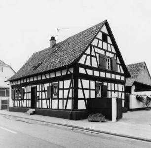 Zwingenberg, Im Wiesengrund 11