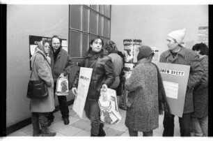 Kleinbildnegativ: Arbeitsamt IV, Charlottenstraße, 1985