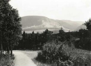 Goslar. Blick zum Rammelsberg und der Grube Rammelsberg