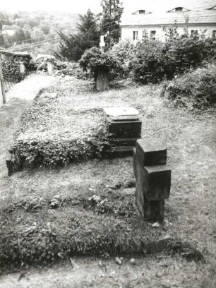 Bad Gottleuba. Alter Friedhof, Gräber mit Grabsteinen