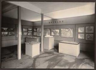 Fotoalbum: Deutsche Gartenbau- und Schlesische Gewerbe-Ausstellung (GUGALI), Liegnitz: Gewerbeausstellung, Innenansicht Ausstellungsgebäude: Ausstellung der Stadt Breslau