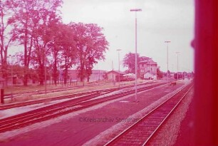 Dillingen: Bahnhof der Härtsfeldbahn Aalen - Neresheim - Dillingen: im Hintergrund Dieseltriebwagen VT 31