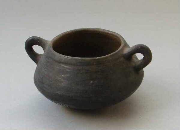 Clay vessel