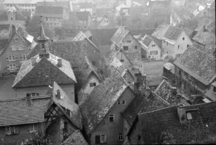 Zwingenberg: Blick vom Kirchplatz auf Dächer