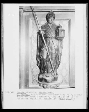 Hochaltar, Detail: Heiliger Bischof mit Kirchenmodell