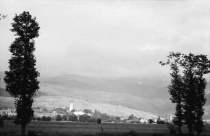 Norsingen: Gewitterbeleuchtung an der Möhlin; Blick auf Kirchhofen; bei Norsingen