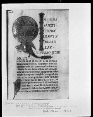 Evangeliar — Initiale Q(uoniam quidem) und I(nitium sancti evangelii secundum Lucam), Folio 83recto